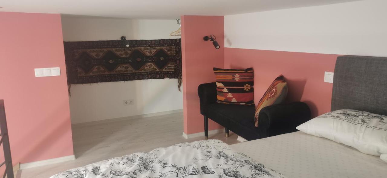 Tempo City Apartman Boedapest Buitenkant foto