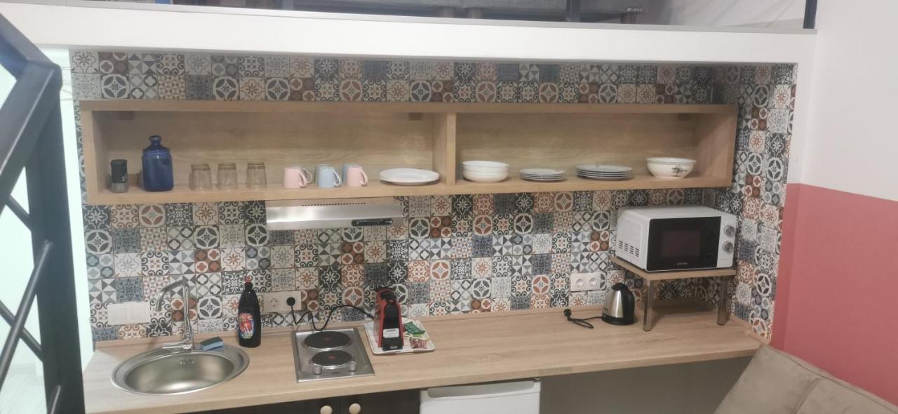 Tempo City Apartman Boedapest Buitenkant foto