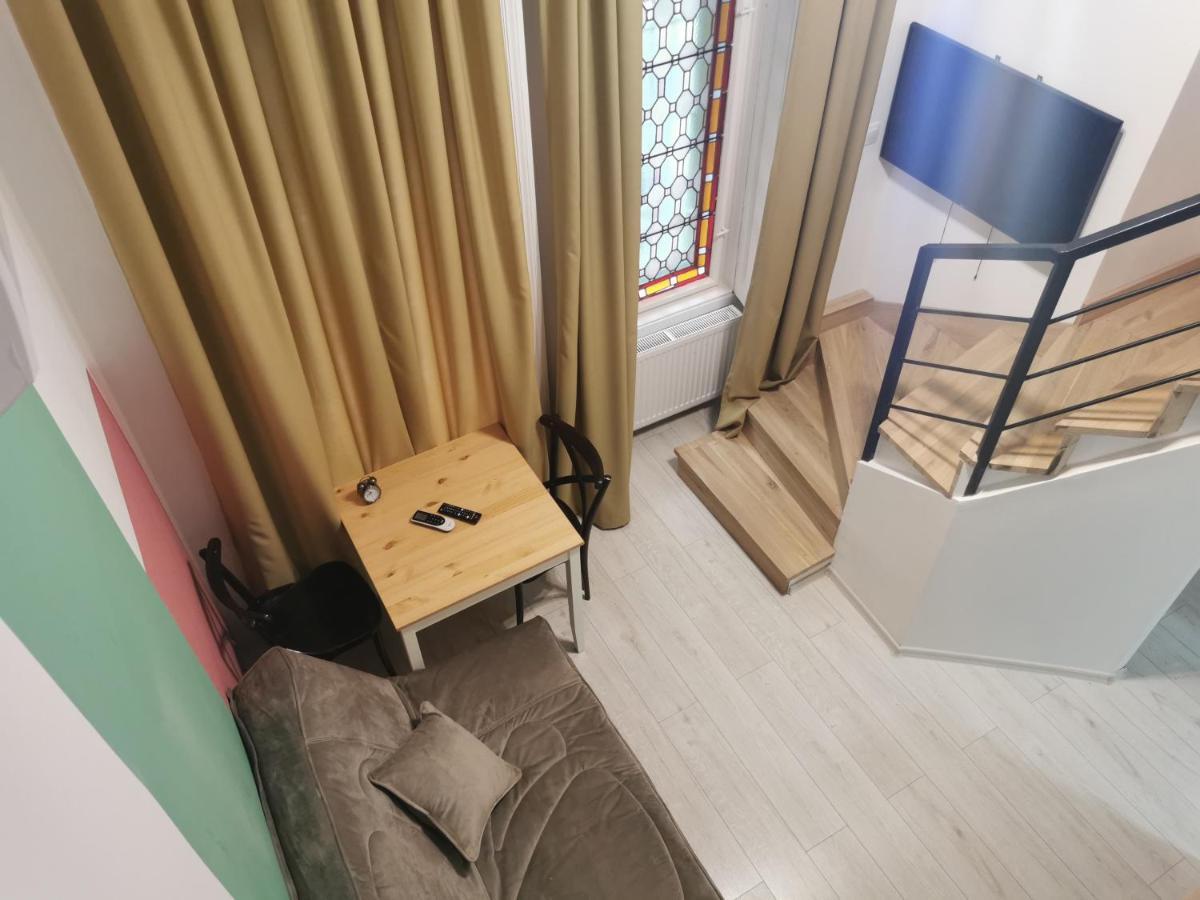 Tempo City Apartman Boedapest Buitenkant foto