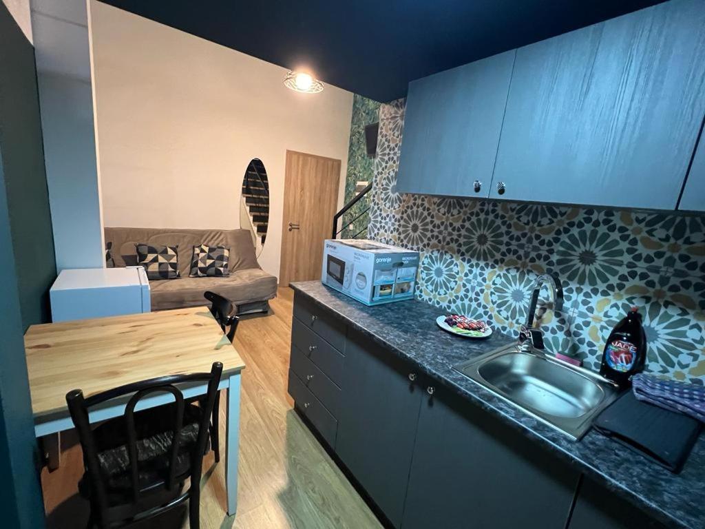 Tempo City Apartman Boedapest Buitenkant foto