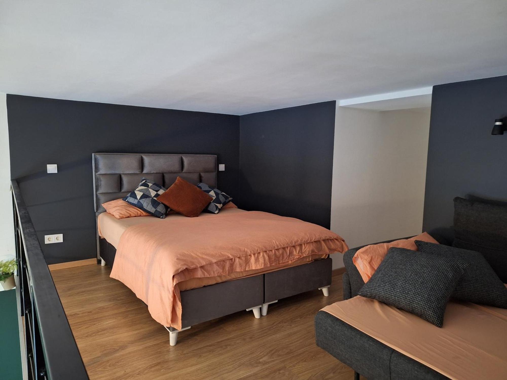 Tempo City Apartman Boedapest Buitenkant foto