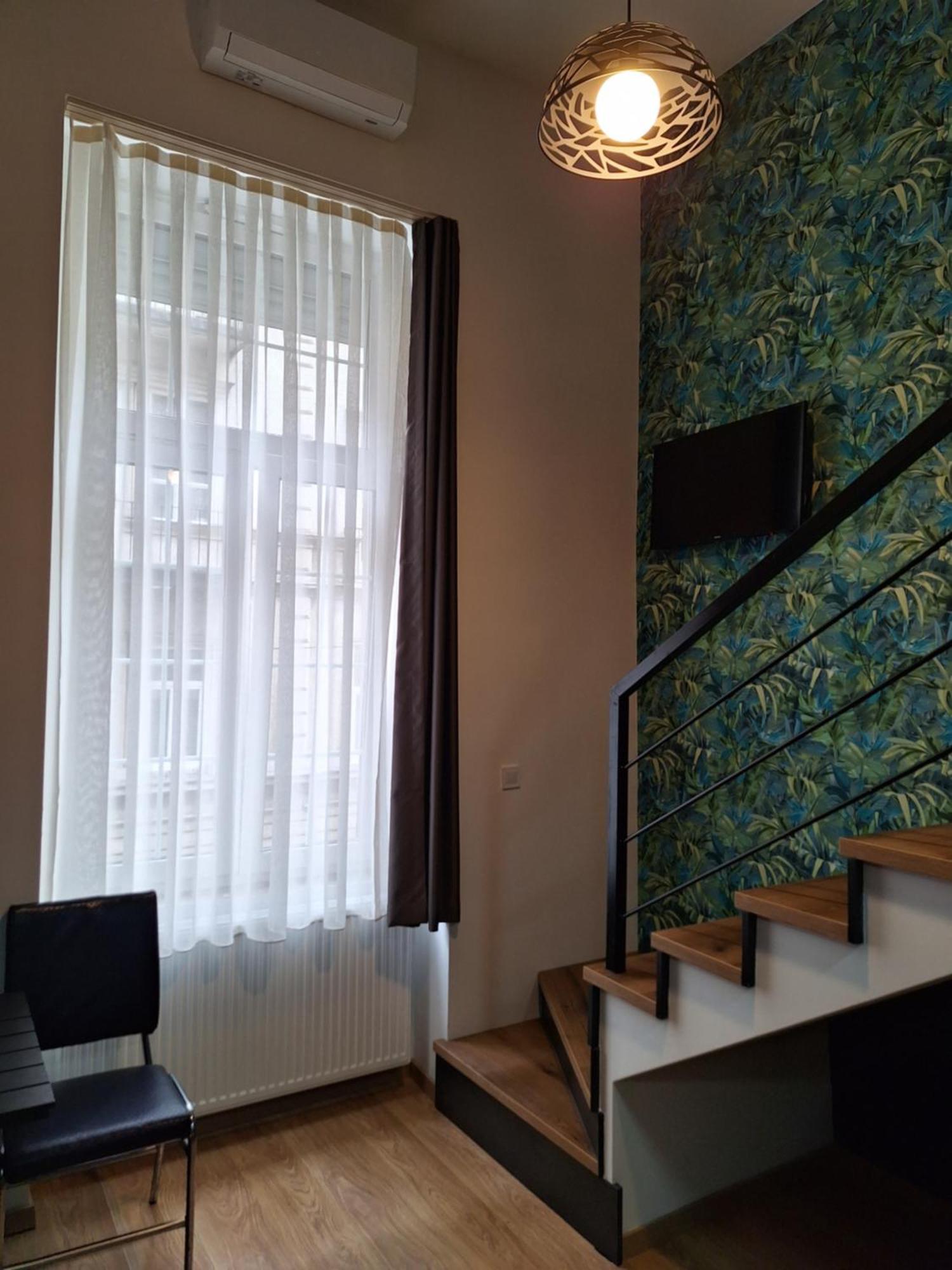 Tempo City Apartman Boedapest Buitenkant foto